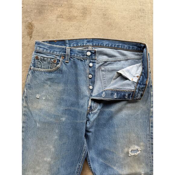 Vintage 90s Levi's 501 ButtonFly Distressed Straight Leg Denim Jeans Size 34x30 - Picture 4 of 8